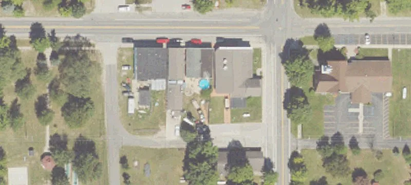 5673 Fox Rd