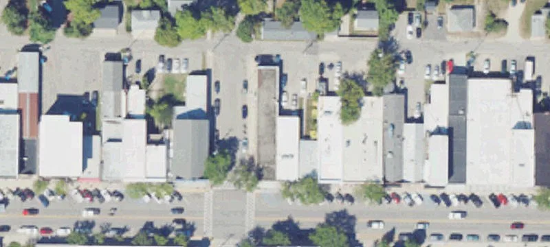 401 Main St