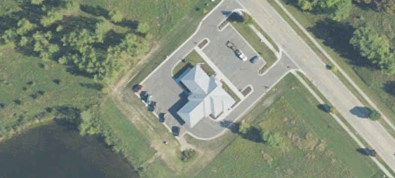 835 Warwick Dr