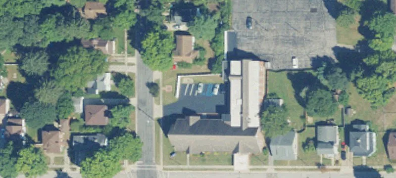 306 Moccasin St