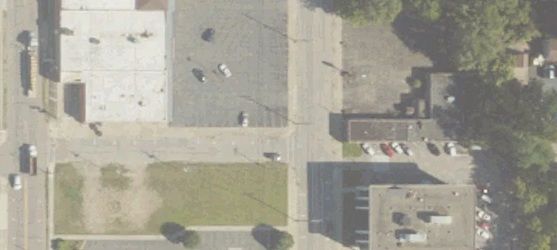 410 2nd St
