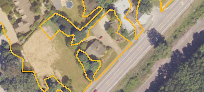 15998 Red Arrow Hwy