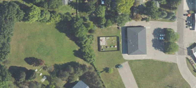 512 Grand Blanc Rd