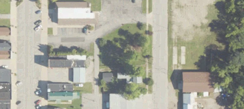228 Riv St
