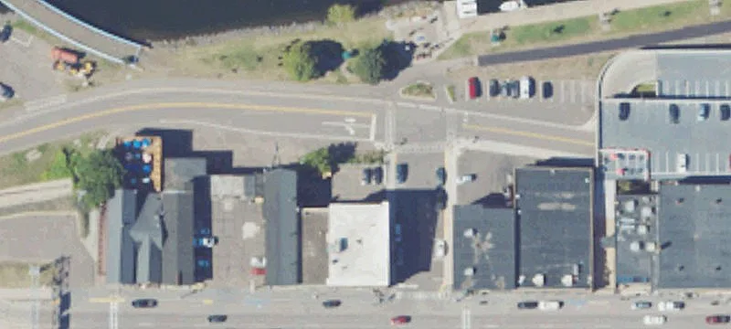 126 Shelden Ave