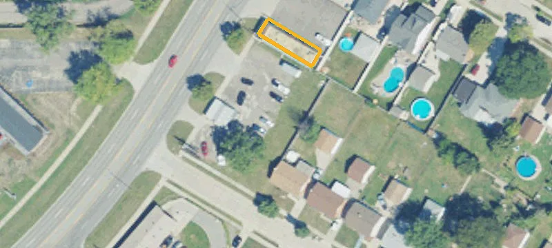 Saint Clair Shores, MI 48082