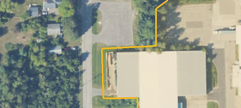 526 Industrial Ave