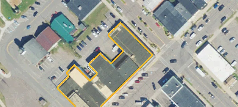 4 Main St