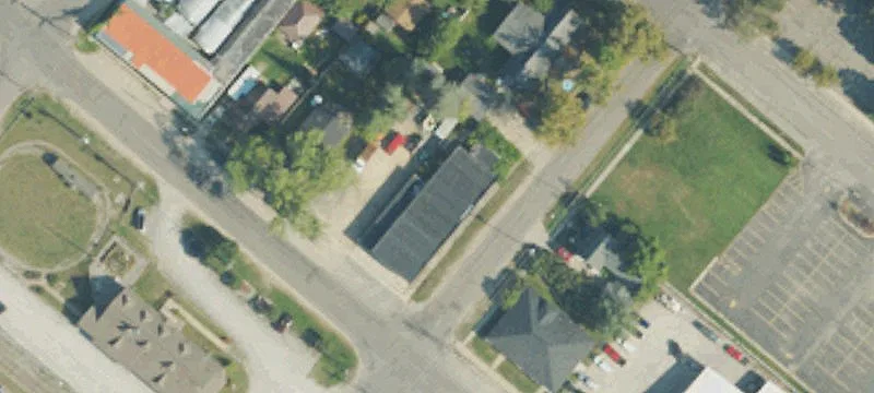 200 Main St