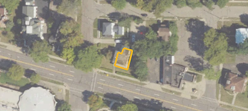 703 Main St