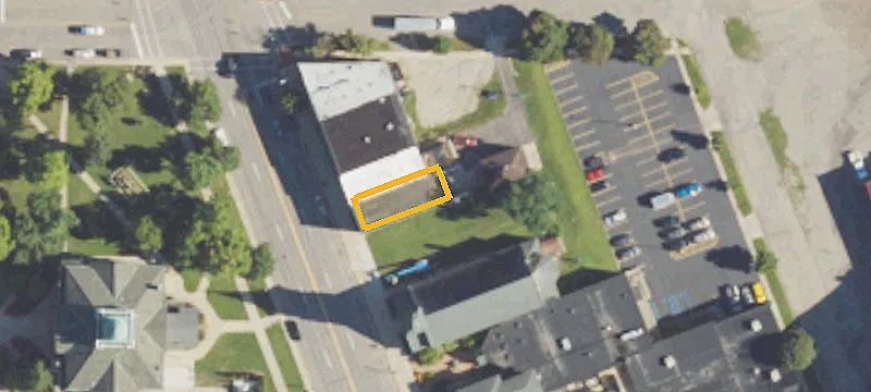 27 Broad St