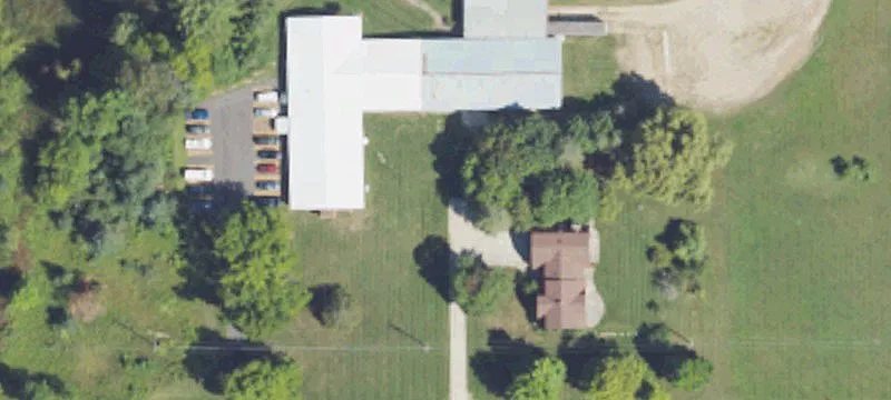 3760 Ludington Dr