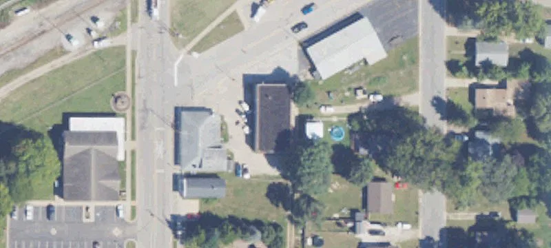 3905 Riverside Rd