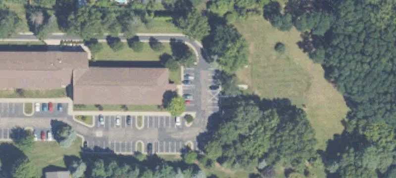 3355 Lakeshore Dr