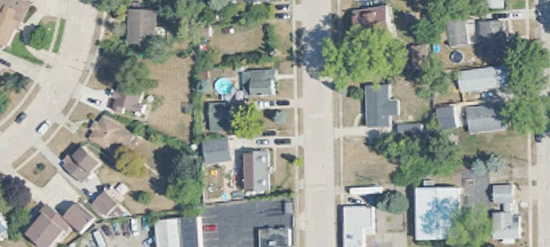 37 Biggs St
