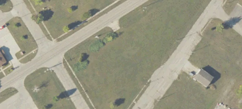 Arrow St
