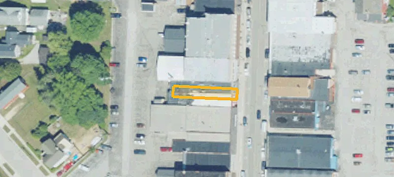 220 Cedar St