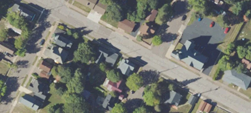 201 Tamarack St