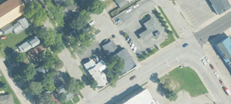 707 Maple St