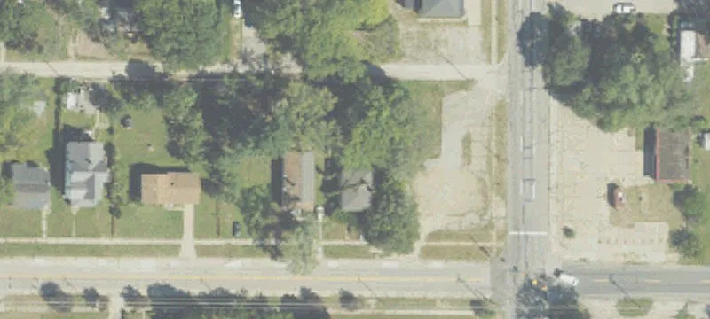 879 Britain Ave