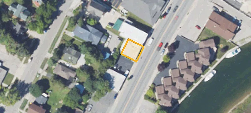 220 Main St