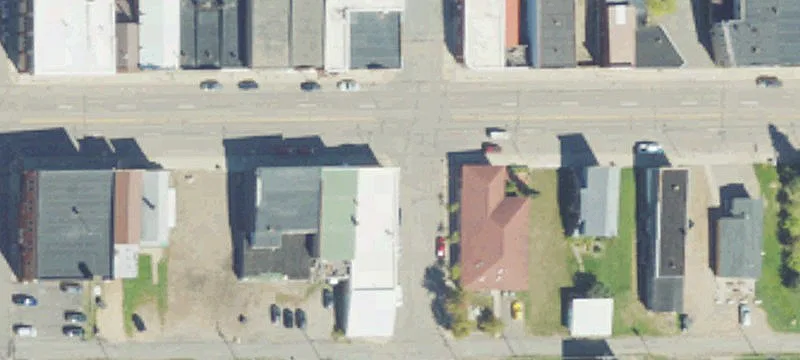 305 Superior Ave