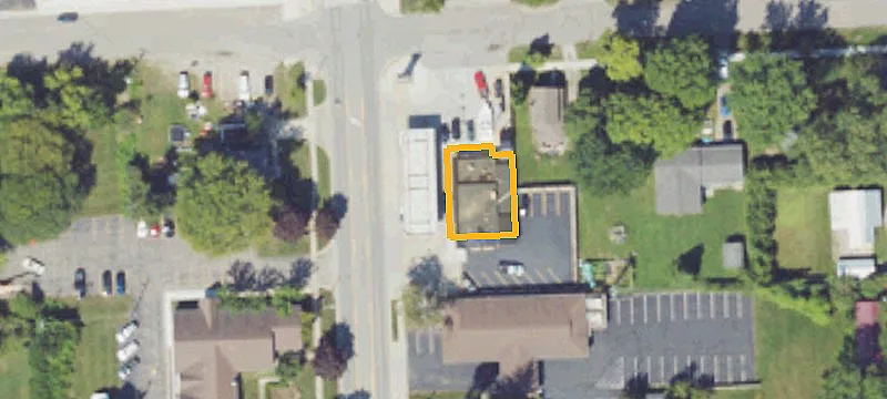 5621 Main St