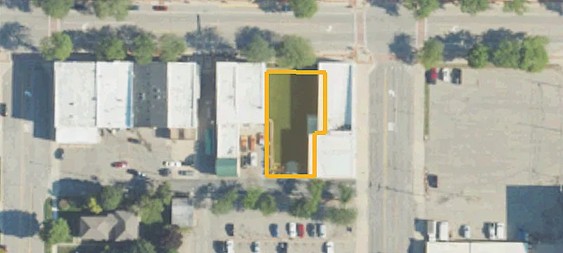 224 Superior St