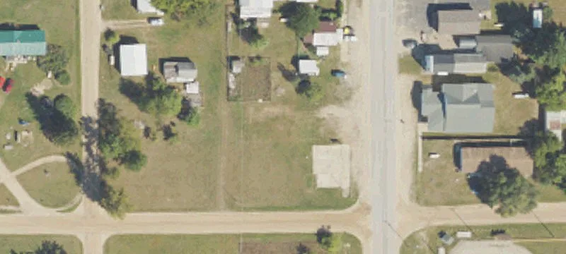 3335 Main St