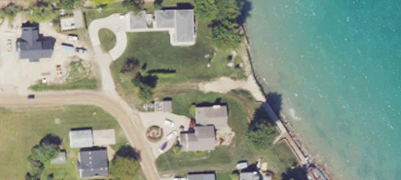 7611 Holiday Rd