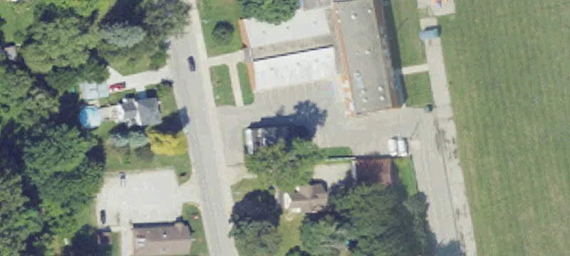 27 Howard Ave