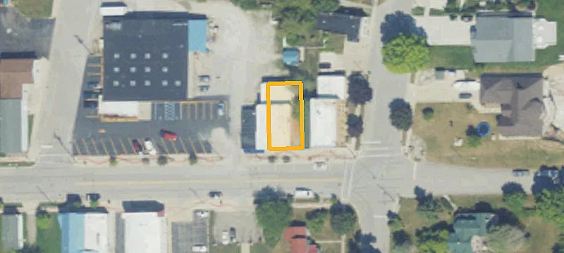 417 Main St