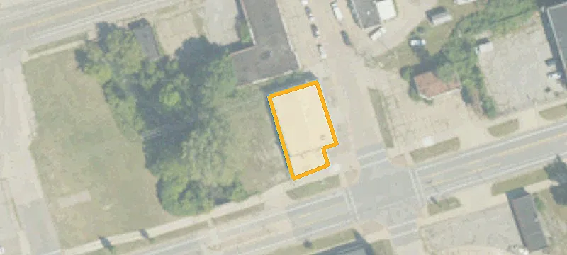 395 Main St