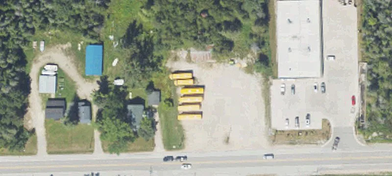 261 M 134