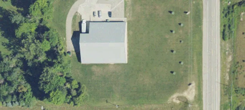 101 Woodside Dr