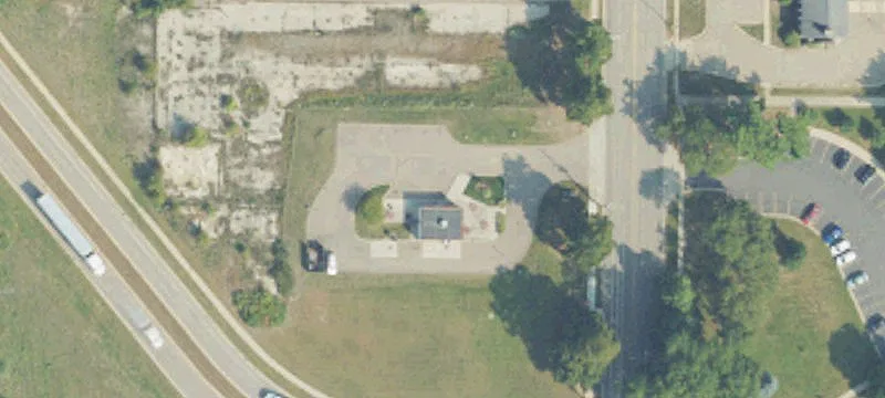 330 Riverview Dr