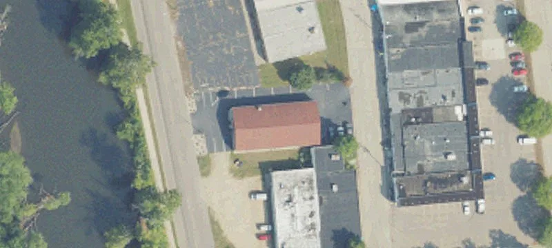 751 Commerce Ln