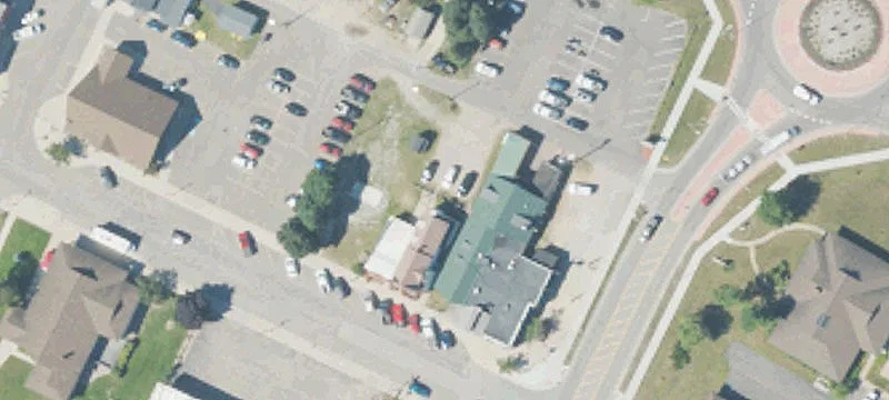 321 Superior St