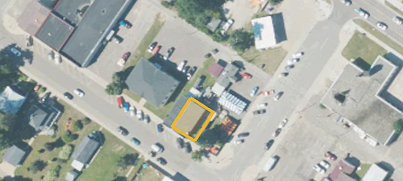 208 Superior St