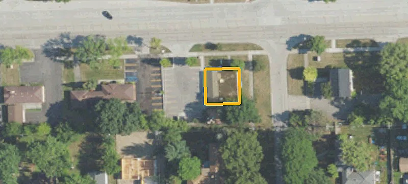 17525 10th Mile Rd