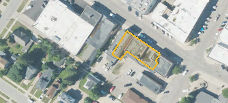 109 Superior St