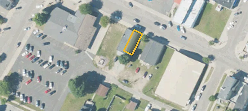 120 Superior St