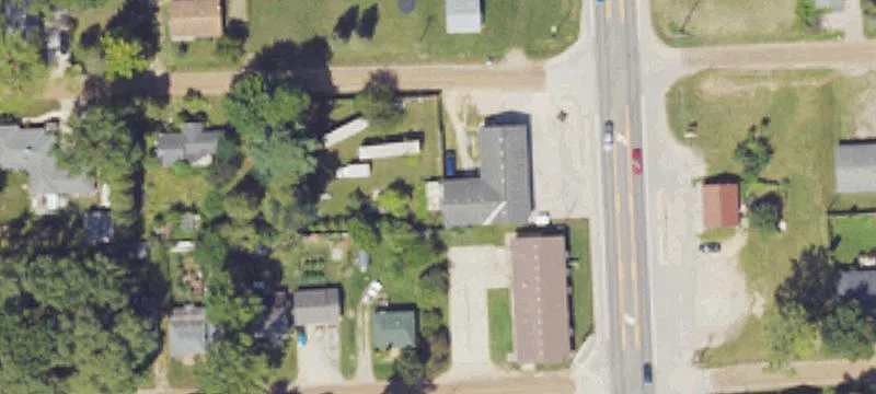 7328 Lakeshore Rd