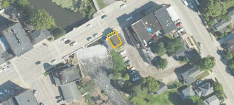 215 Main St