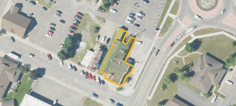 325 Superior St