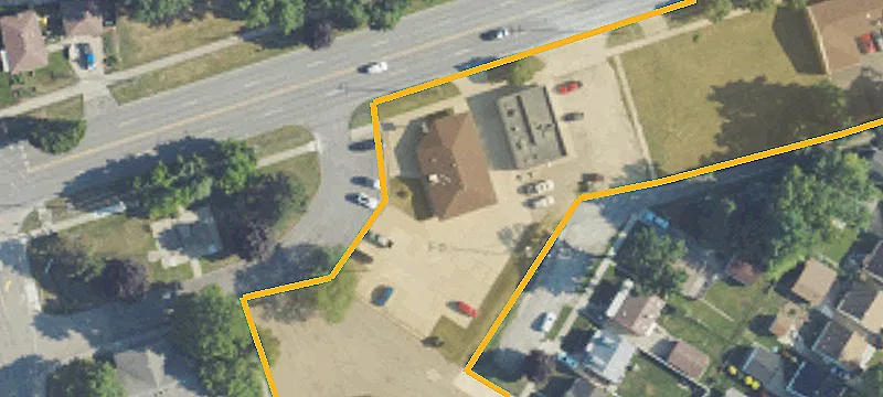 3113 Oakwood Blvd