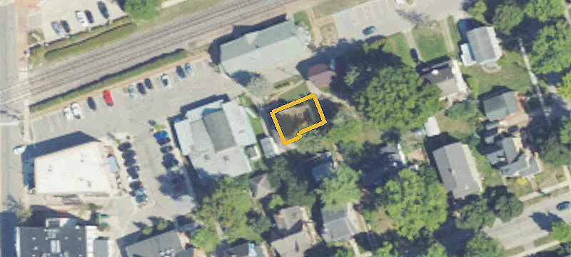 128 Jackson St