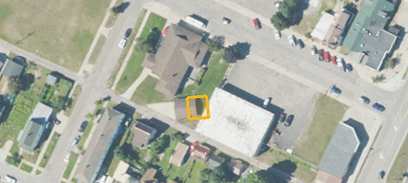 302 Superior St