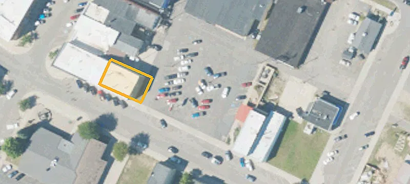 120 Munising Ave