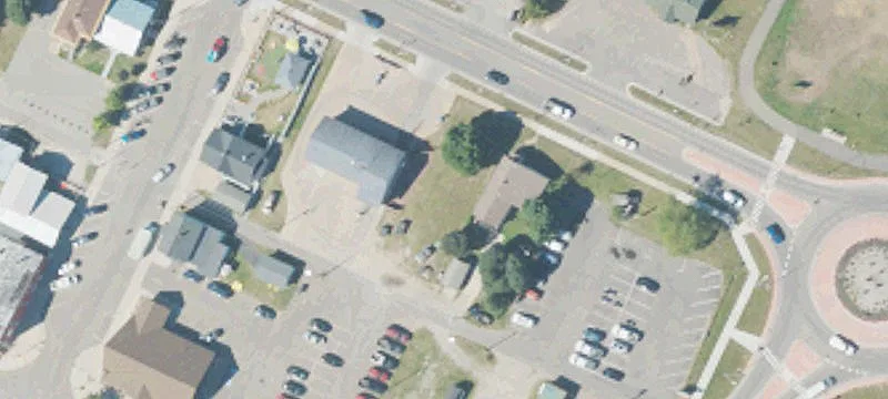 Munising Ave
